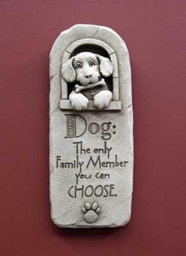 Carruth Studio Family Dog Plaque